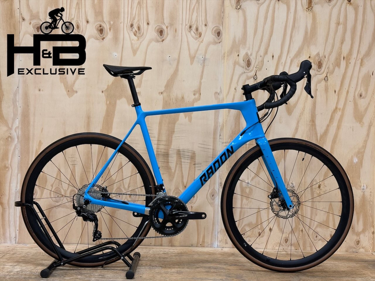 rennrad wandhalterung wohnzimmer Borgen horizontal, bis 18 kg Tragfähigkeit, schwarz | Rahmen und Fahrrad schonende Fahrradhalterung für die Wand Farbe:BALI BRICKS Historical High Price : 597 Scott Damen Rennrad Grösse