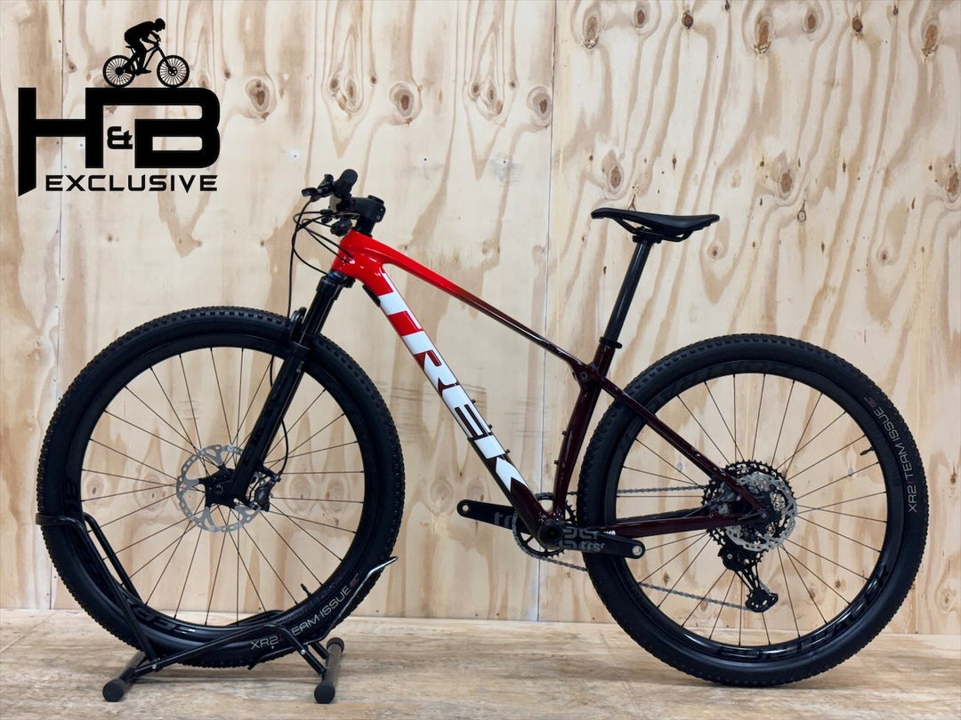 <tc>Trek</tc> <tc>Pro</tc> Калибър 9.8 29 инча планински велосипед