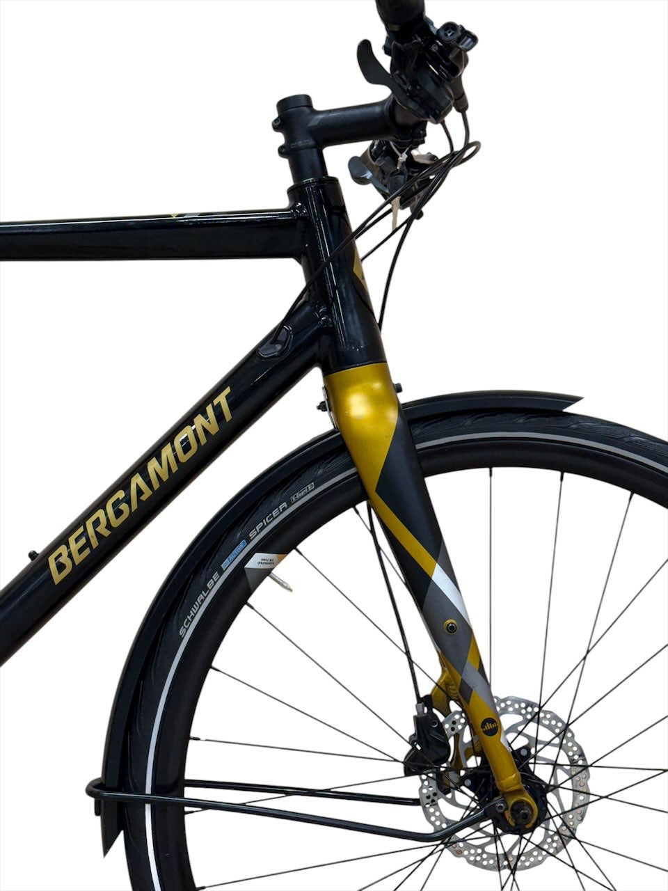trekkingrad gelb Bergamont Sweep 6 EQ Trekkingrad Generalüberholt aus zweiter Hand  Trekkingrad – H&B Exclusive