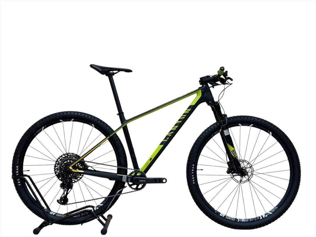 Canyon Exceed CF SL Pro Race 29 pollici mountain bike Secondo