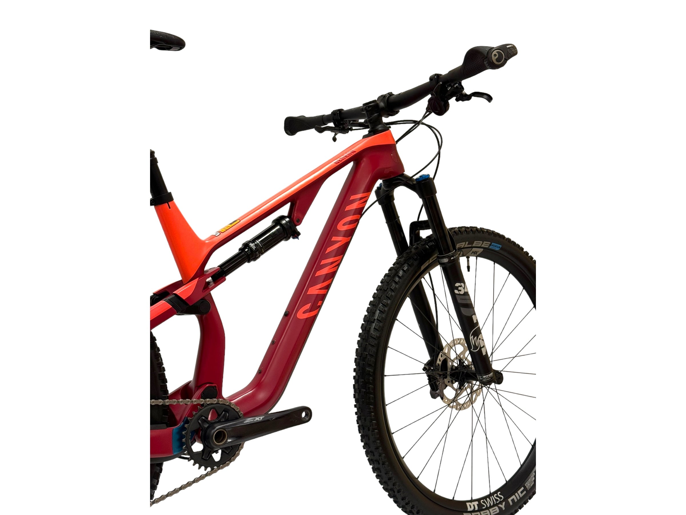 【岐阜県　手渡し】CANYON マウンテンバイク 29インチ レッド Canyon Neuron CF 9 Carbon 29 inch mountain bike Refurbished Used