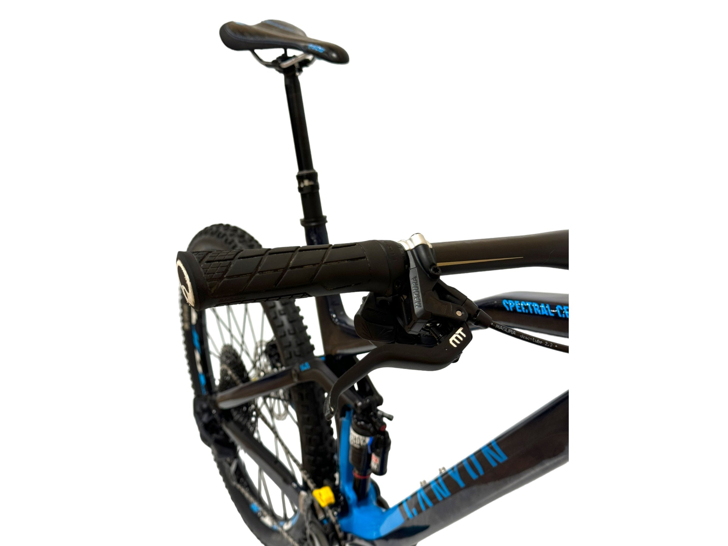 Canyon Spectral CF 27.5 inch mountain bike Refurbished Used bike