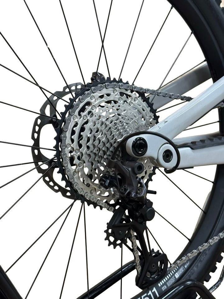 Canyon Spectral Mullet CF 8 CLLCTV mountainbike Refurbished Gebruikte fiets 