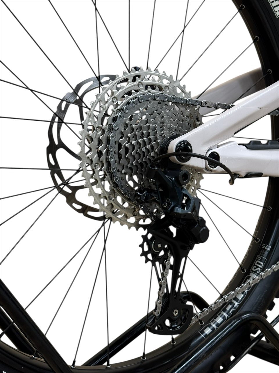 Canyon Torque ON CF 8 E-Mountainbike Refurbished Gebruikte fiets