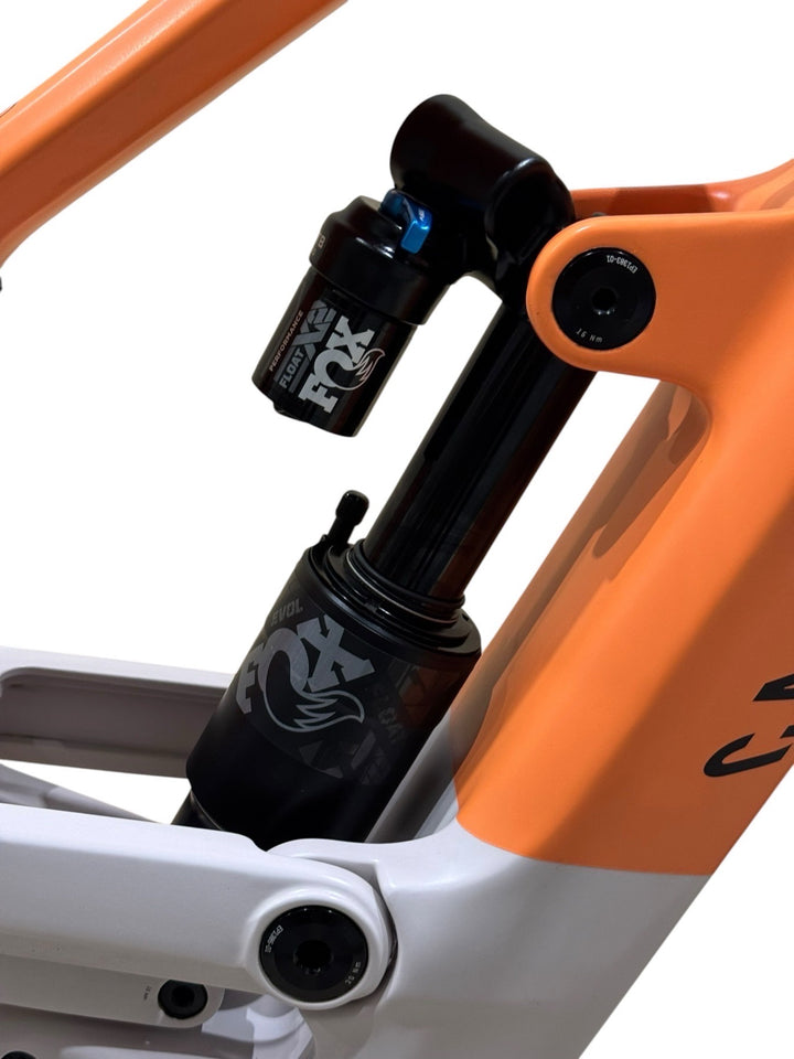 Canyon Torque:ON CF 8 E-Mountainbike Refurbished Gebruikte fiets 