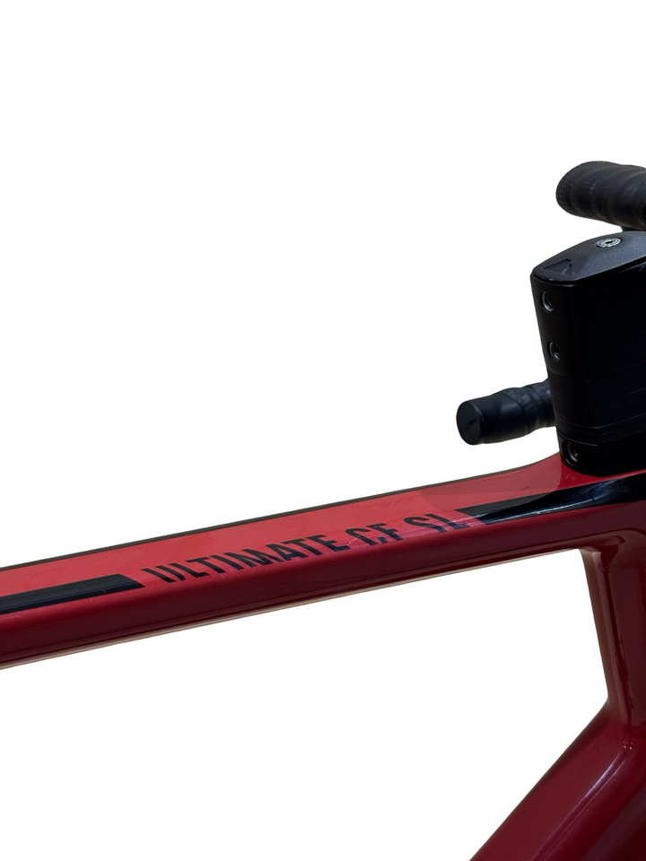 Canyon Ultimate CF SL 8 Disc Di2 Racefiets Refurbished Gebruikte fiets 