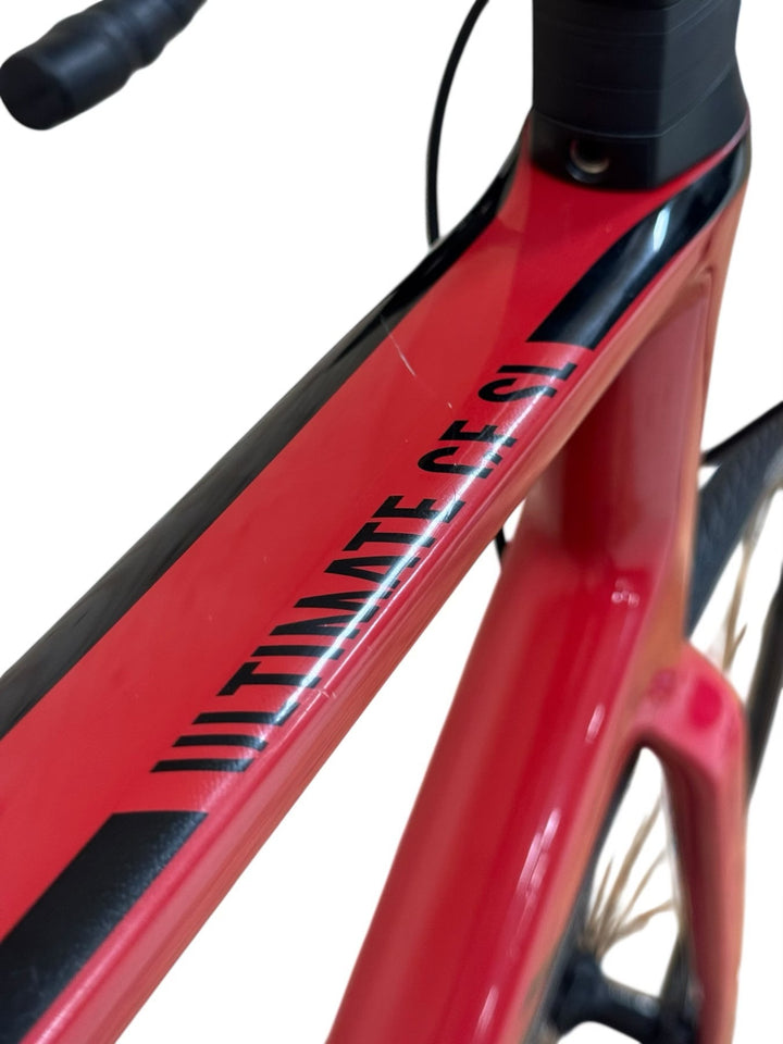 Canyon Ultimate CF SL 8 Disc Di2 Racefiets Refurbished Gebruikte fiets 