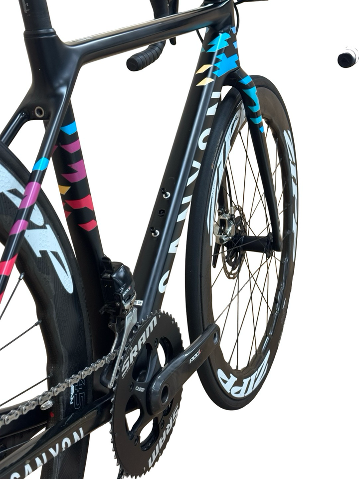 Canyon Ultimate WMN CF SLX Disc 9.0 Team CSR Racefiets Refurbished Gebruikte fiets 