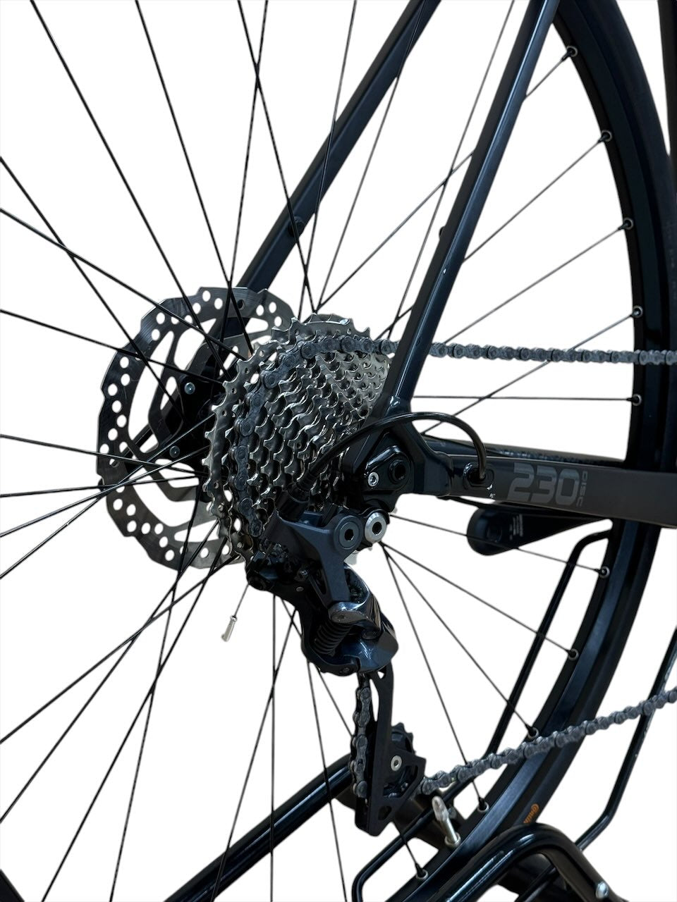Carver Evolution 230 Disc 28 Zoll Rennrad – H&B Exclusive