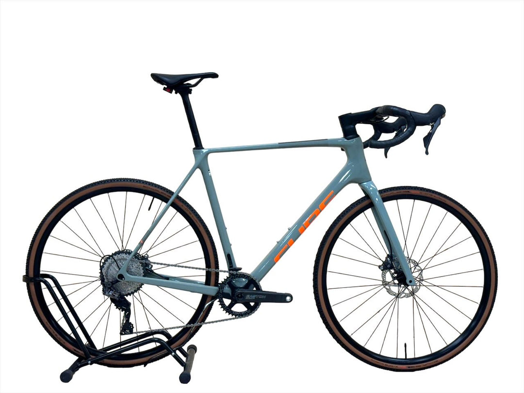 cube gravel bike cross race pro Cube Cross Race C62 Pro 28 inch Cyclecross Refurbished Used bike – H&B Exclusive