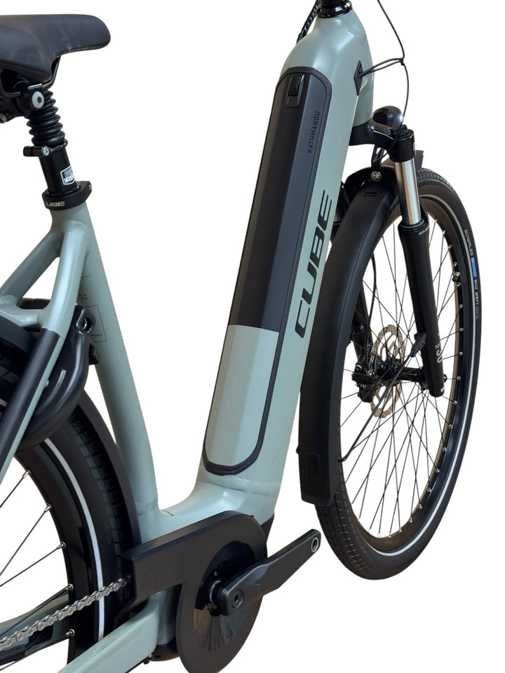 Cube Kathmandu Hybrid One 625 E-Bike Refurbished Gebruikte fiets
