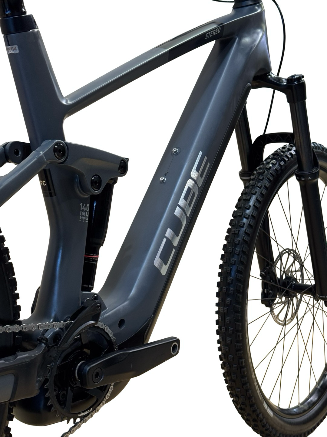 Cube Stereo Hybrid 140 HPC Race 750 29 tommer el-terrengsykkel Oppusset Brukt sykkel