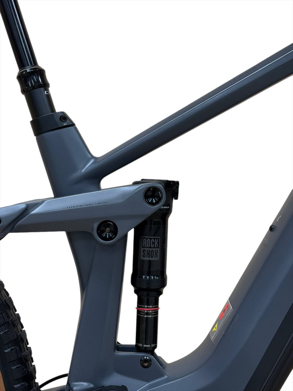 cube stereo hybrid 160 hpc race 625 carbon Cube Stereo Hybrid 160 HPC Race 625 27.5 inch E-Mountainbike Refurbished used E-Mountainbike – H&B Exclusive