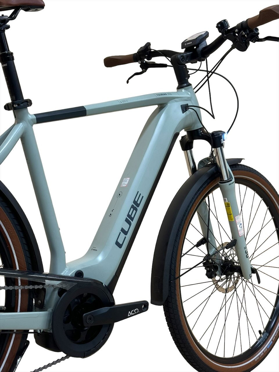 Cube Touring Hybrid Pro 625 28 inch E-Bike Refurbished Used bike – H&B Exclusive