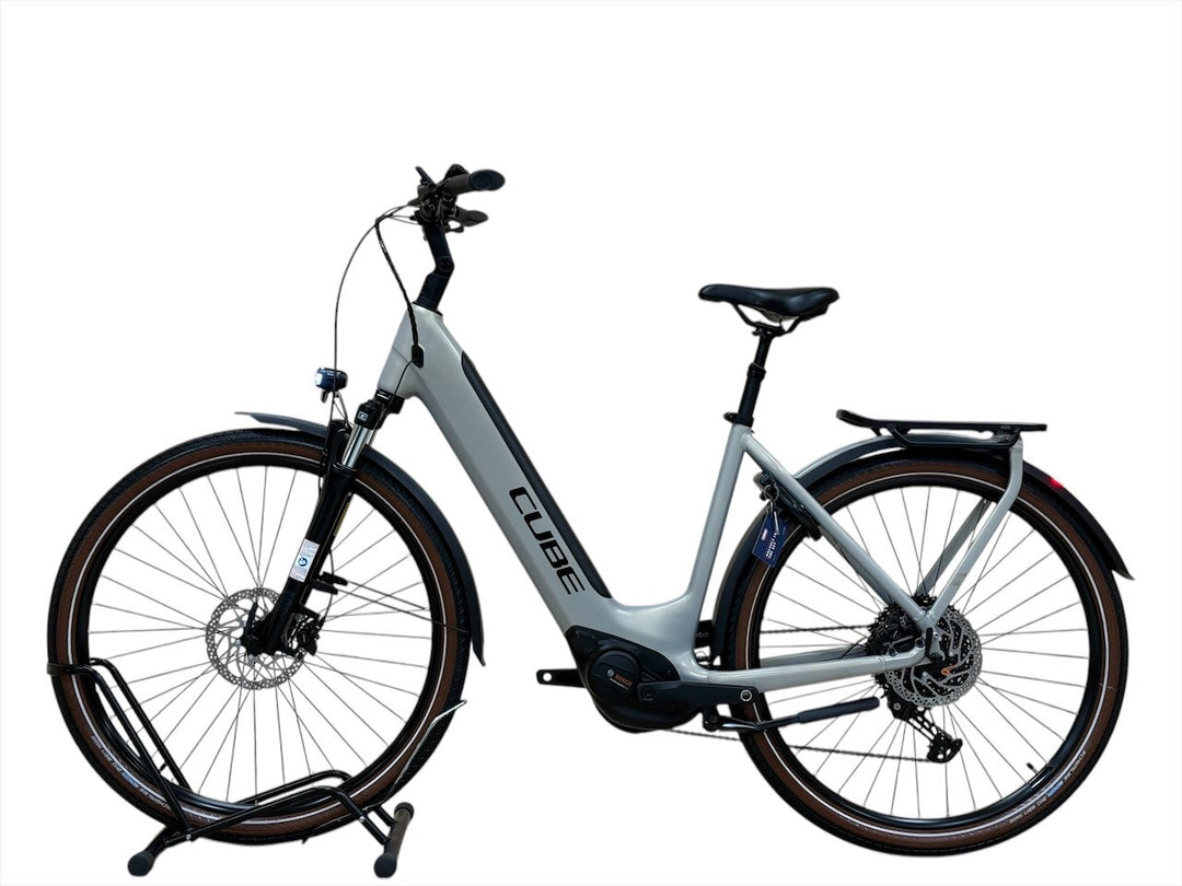cube e-bike tiefeinsteiger 2020 Cube Touring Hybrid Pro 625 E-Bike Generalüberholt aus zweiter Hand E-Bike – H&B Exclusive