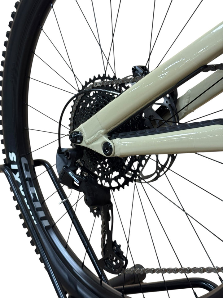 GT Force Carbon Elite 29 inch mountainbike Refurbished Gebruikte fiets  