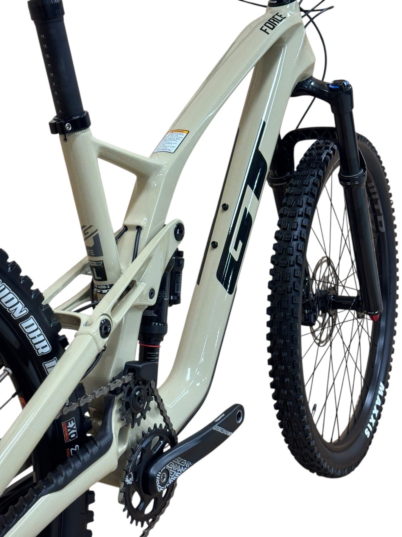 GT Force Carbon Elite 29 inch mountain bike Used | Refurbished