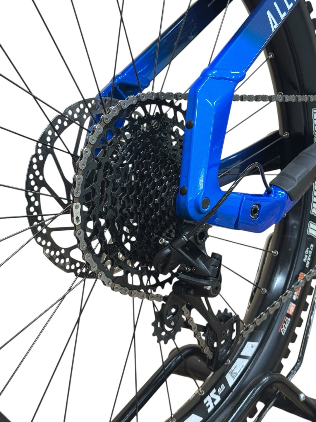 Haibike AllMtn CF 9 E-MountainbikeRefurbished Gebruikte fiets 