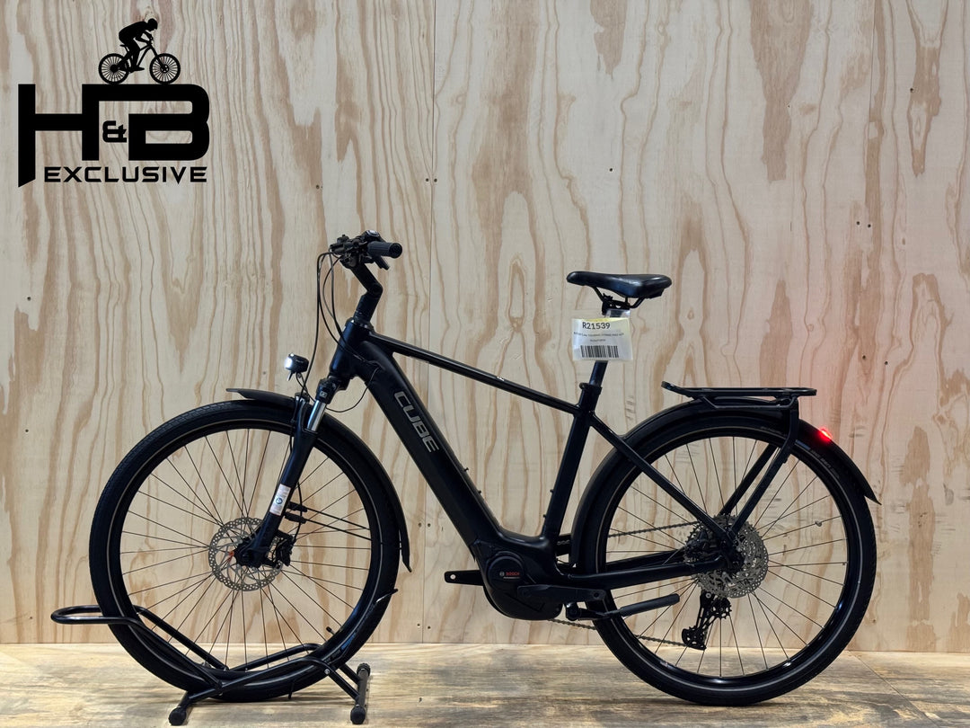 Cube Touring Hybrid Pro 625 E-Bike