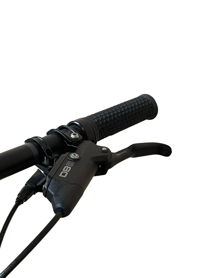 Trek Top Fuel 8 29 tuumaa maastopyörä