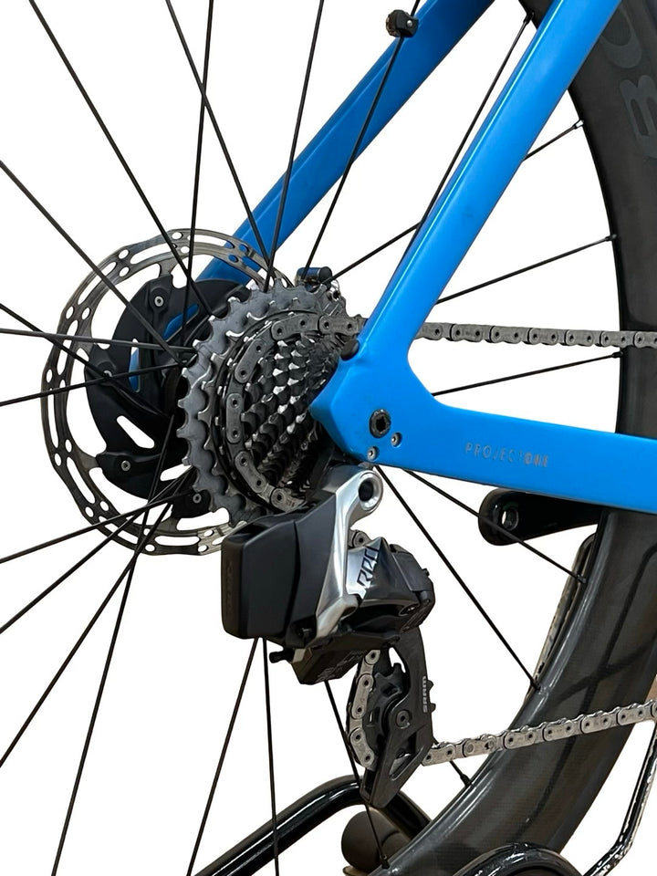 Trek Madone SLR 9 Disc eTap P1 Võidusõidu jalgrattad