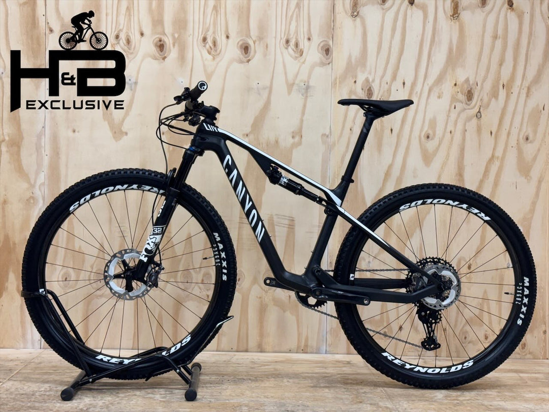 Canyon Lux CF 7 29 inch mountainbike