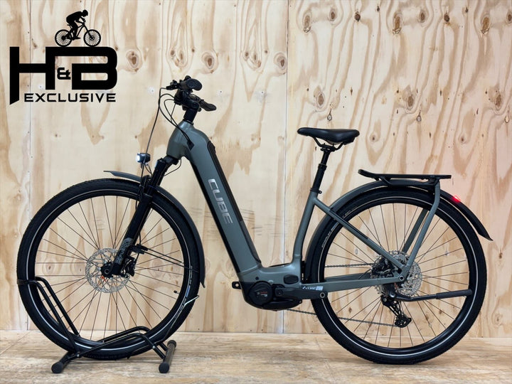 <tc>Cube</tc> Kathmandu <tc>Hybrid</tc> <tc>Pro</tc> 750 28 Zoll E-Bike