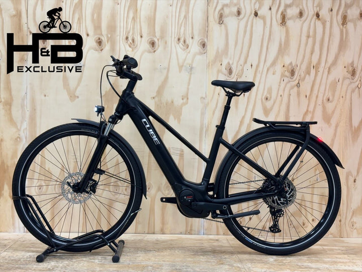 Cube Touring Hybrid Pro 625 28 inch E-Bike