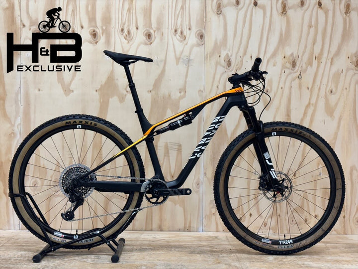 <tc>Canyon</tc> Lux CF SLX 9.0 Race Limited 29 inčni brdski bicikl