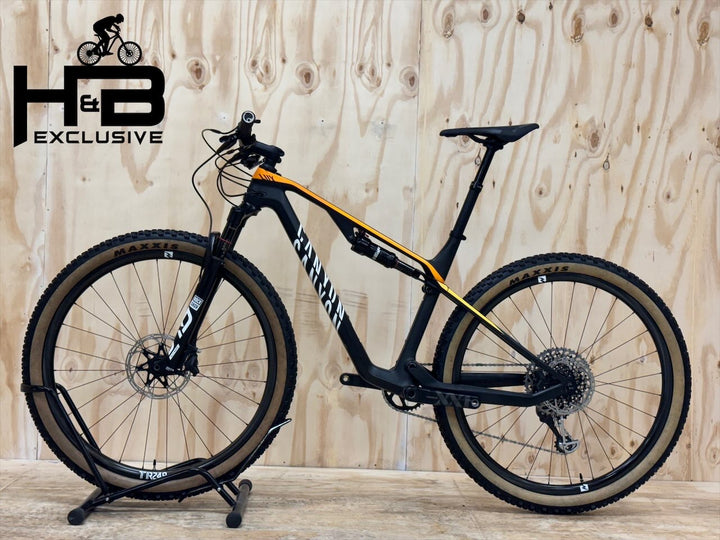 <tc>Canyon</tc> Lux CF SLX 9.0 Race Limited 29 инча планински велосипед