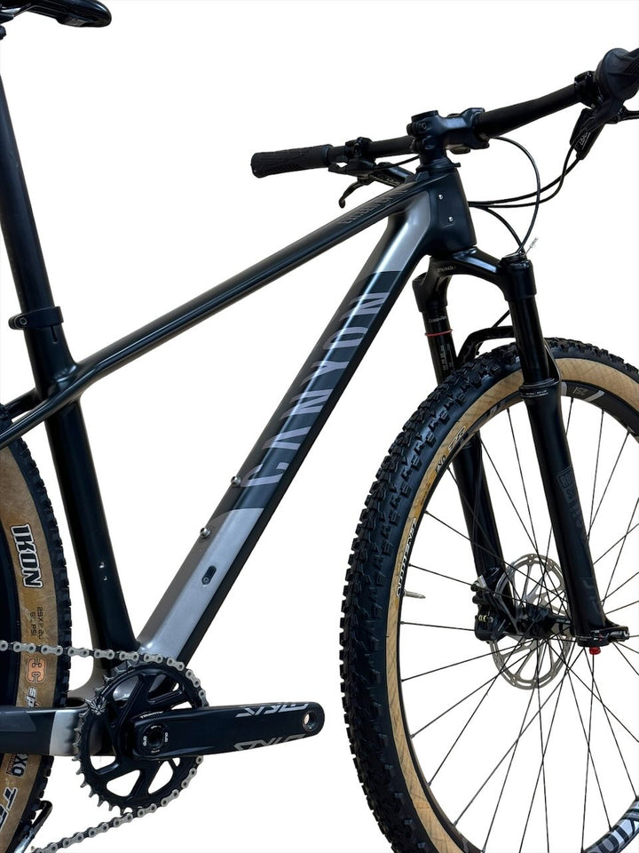 Canyon Exceed CF SL 8.0 29 inch mountainbike