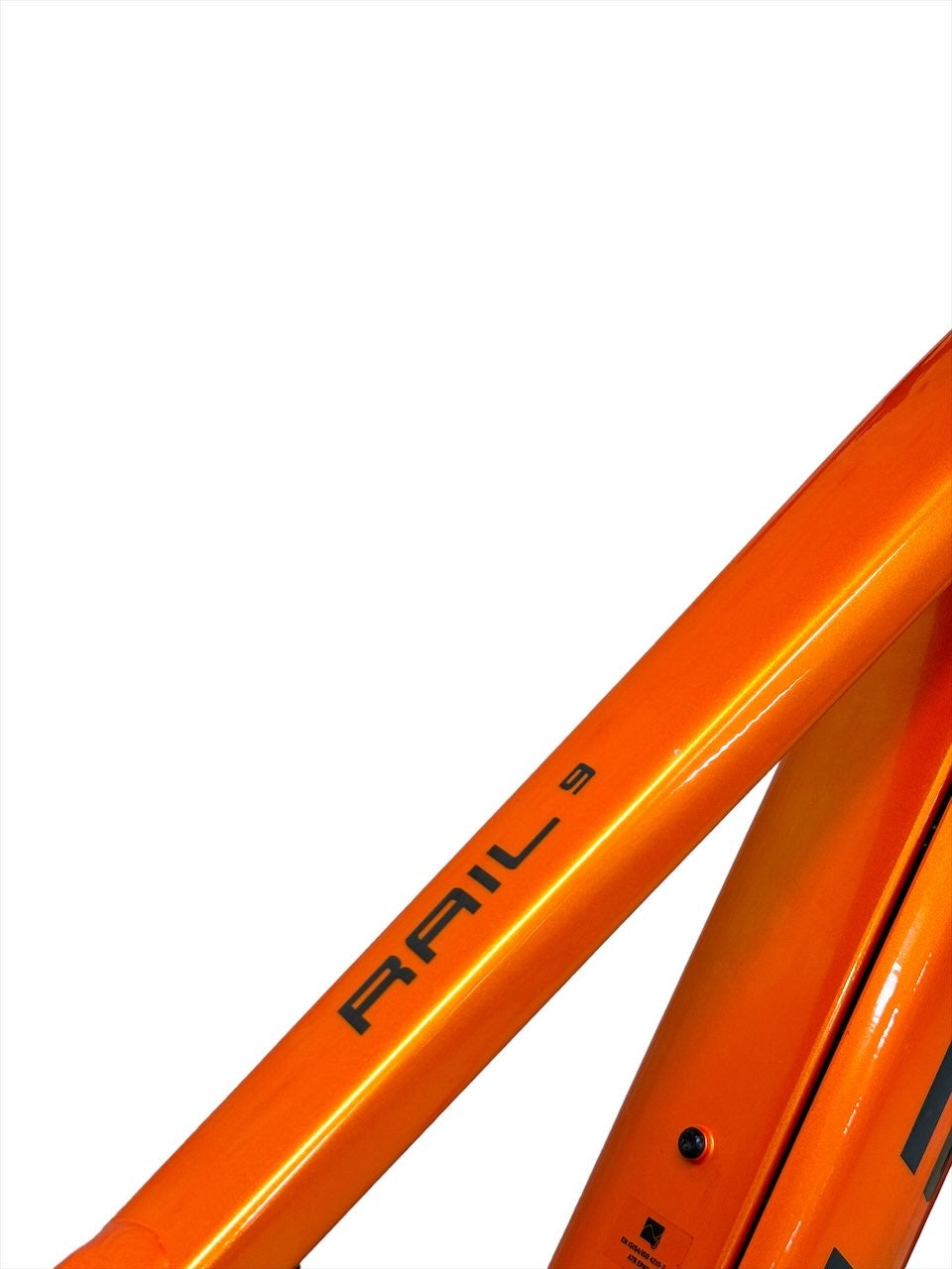 <tc>Trek</tc> <tc>Rail</tc> 9 625 29 inch E-Mountain bike