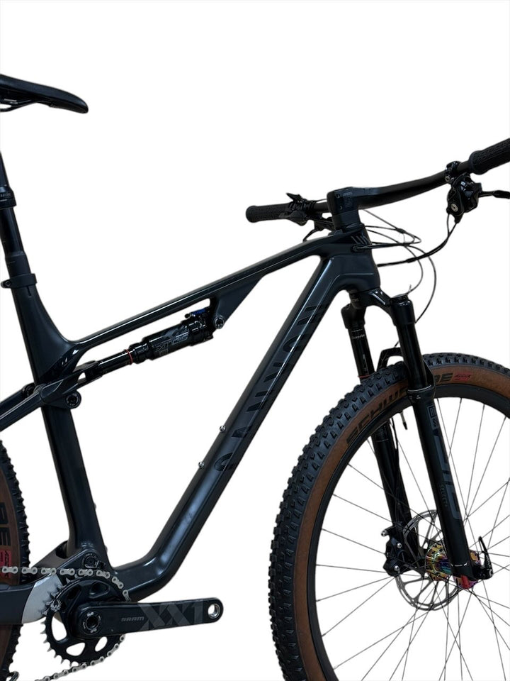 Canyon Lux CF 9 SLX 29 inch mountain bike