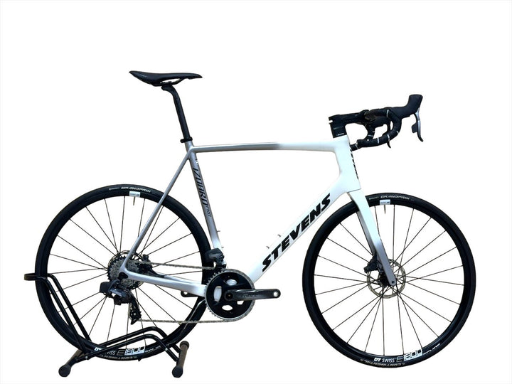 <tc>Stevens Izoard Pro Disc 28 collu Sacīkšu velosipēds</tc>