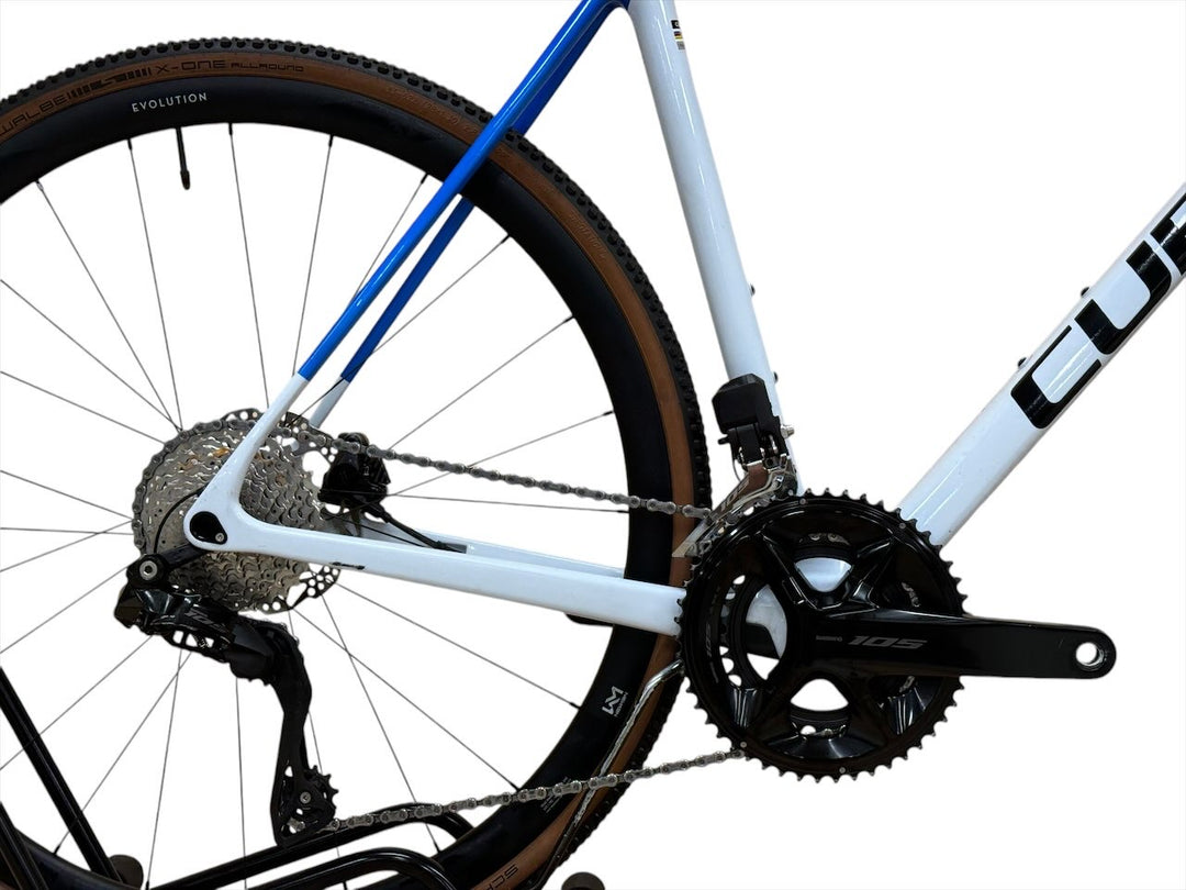 <tc>Cube Cross Race C62 SLX 28 palců cyklokros</tc>