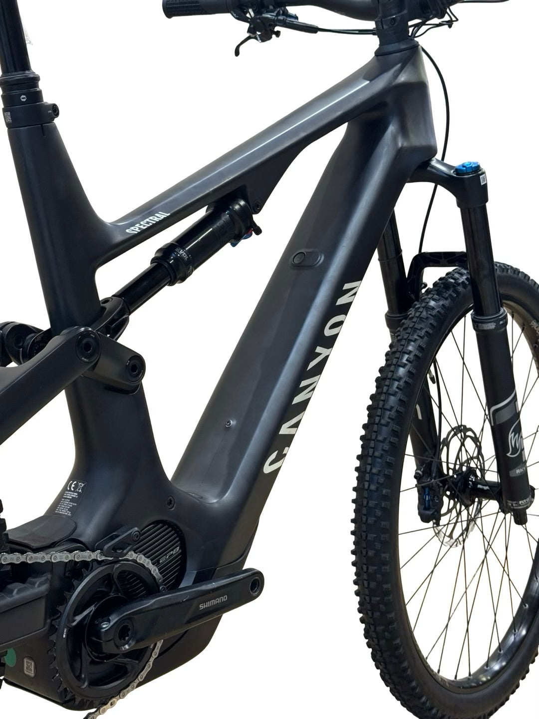 Canyon Spectral:ON CF 8 E-maastopyörä