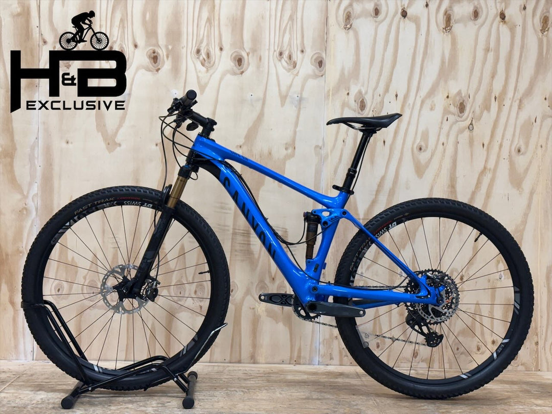 <tc>Canyon Lux CF Pro Race 9.0 29 tuuman maastopyörä</tc>