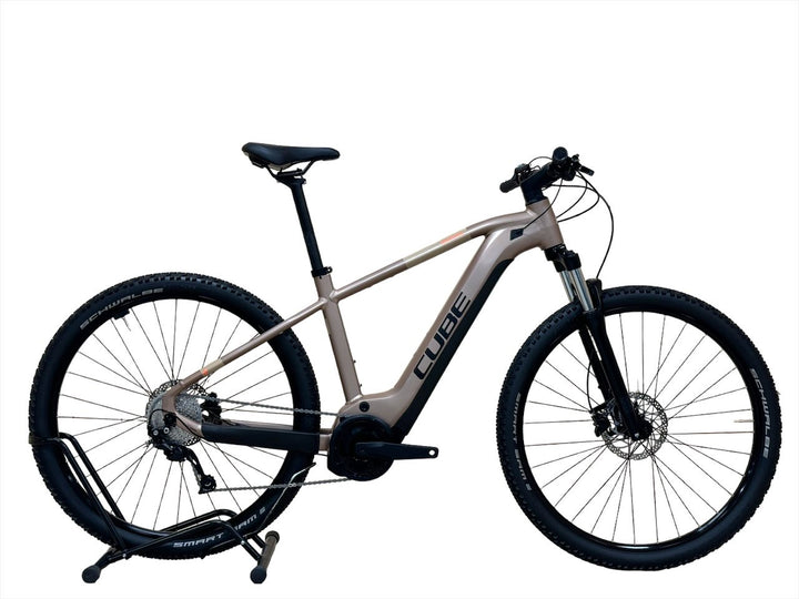 <tc>Cube</tc> <tc>Reaction</tc> <tc>Performance</tc> <tc>Hybrid</tc> 625 29 inch E-Mountain Bike