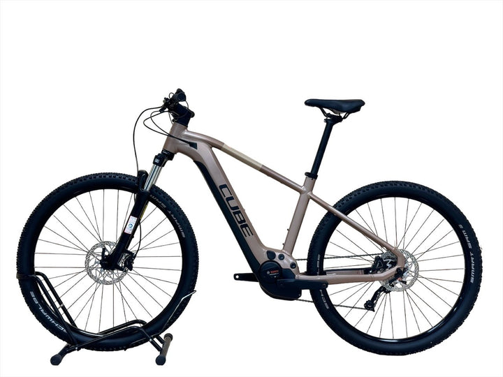 <tc>Cube</tc> <tc>Reaction</tc> <tc>Performance</tc> <tc>Hybrid</tc> 625 29 inch E-Mountain Bike