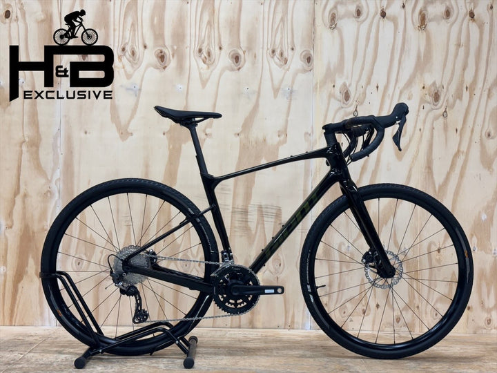 Giant Revolt Advanced 2 28 inch Gravelbike