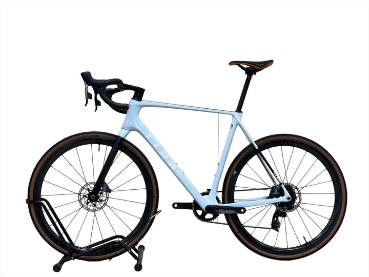 <tc>Cube Cross Race C68x SLT 28 инча Veldrijden</tc>