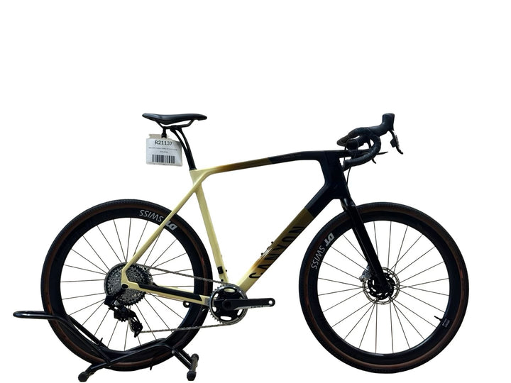 Canyon Grail CF SLX 9 eTap Gravelbike