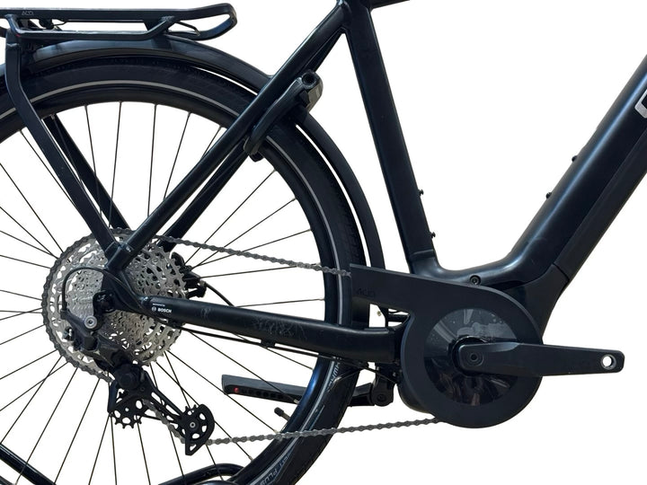 Cube Touring Hybrid Pro 625 E-Bike