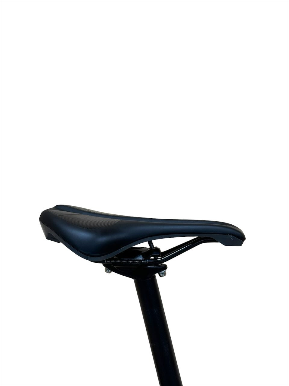 <tc>Cube Nuroad Race FE 28 collu grants velosipēds</tc>