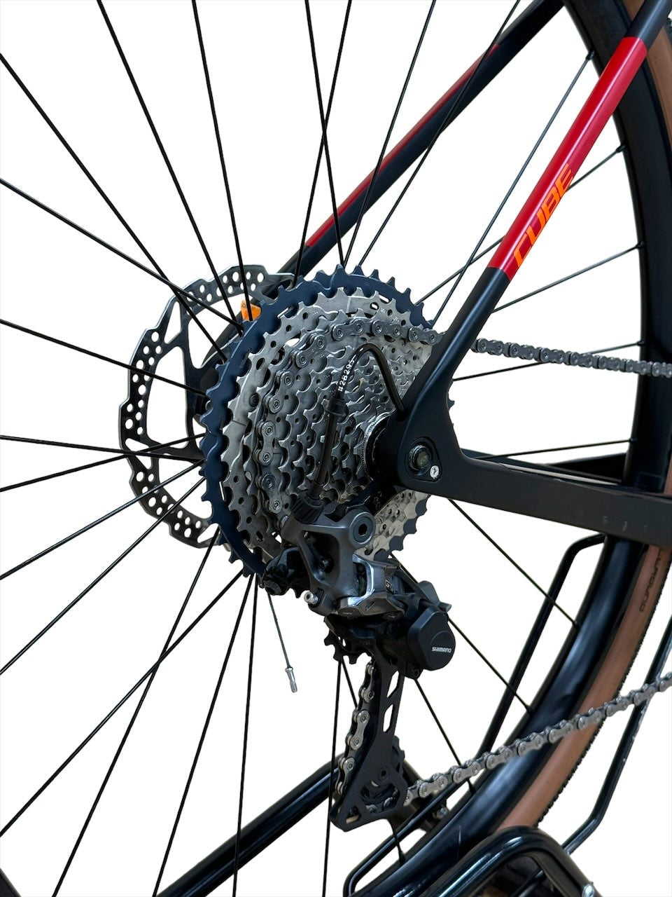 <tc>Cube Nuroad C62 Pro 28 palčno kolo Gravel</tc>