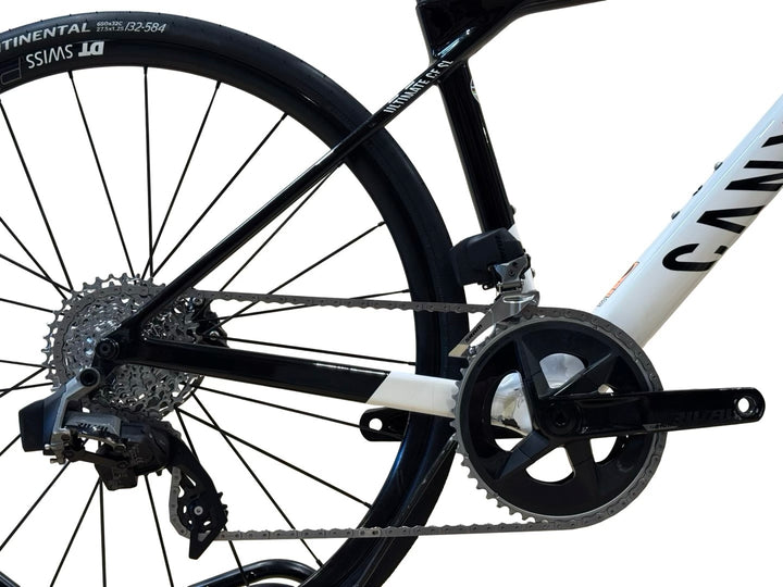 Canyon Ultimate CF SL 7 eTap Състезателен мотор