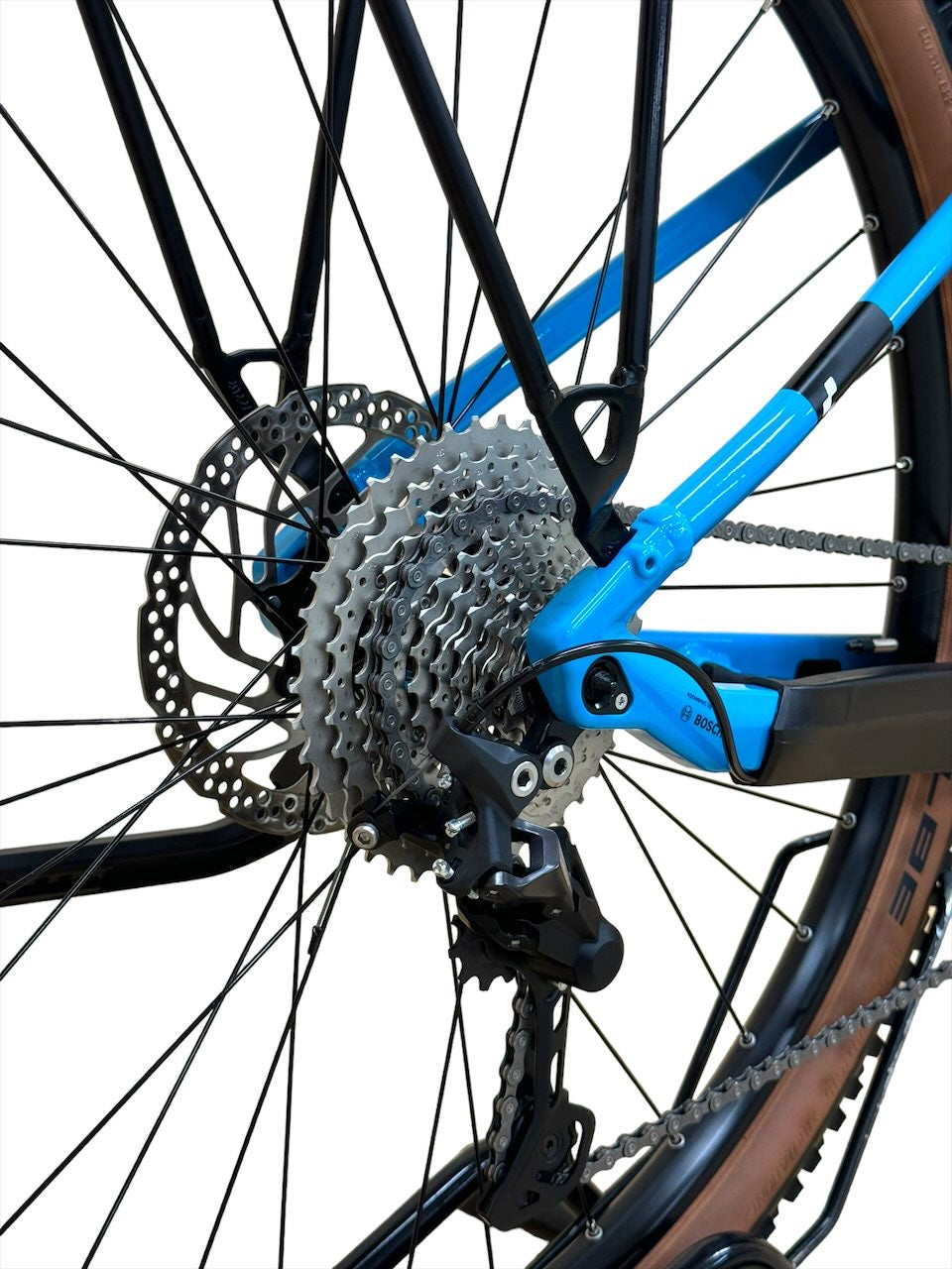 <tc>Cube</tc> <tc>Reaction</tc> <tc>Hybrid</tc> One 625 Allroad 29 inch E-Mountain bike