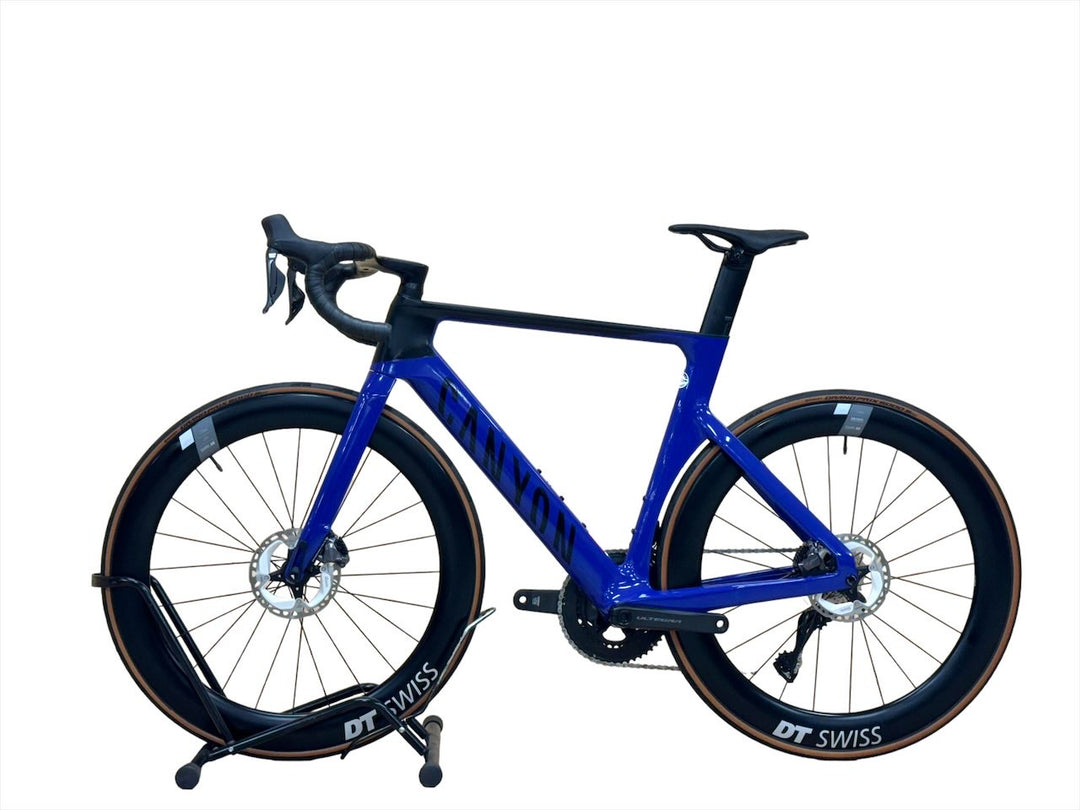 <tc>Canyon Aeroad CF SLX 8 28 tums racercykel</tc>