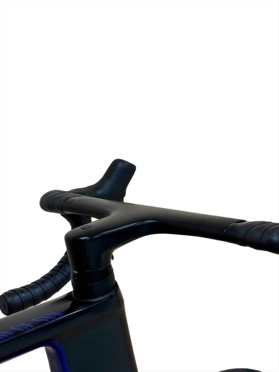 <tc>Canyon Aeroad CF SLX 8 28 tommers racersykkel</tc>