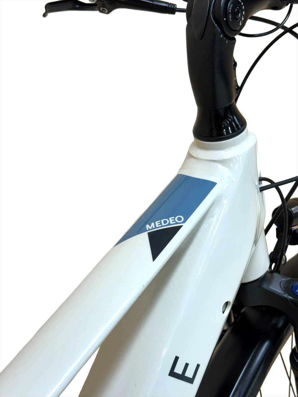 <tc>Gazelle Medeo T10 HMB 28 pulgadas Bicicleta eléctrica</tc>